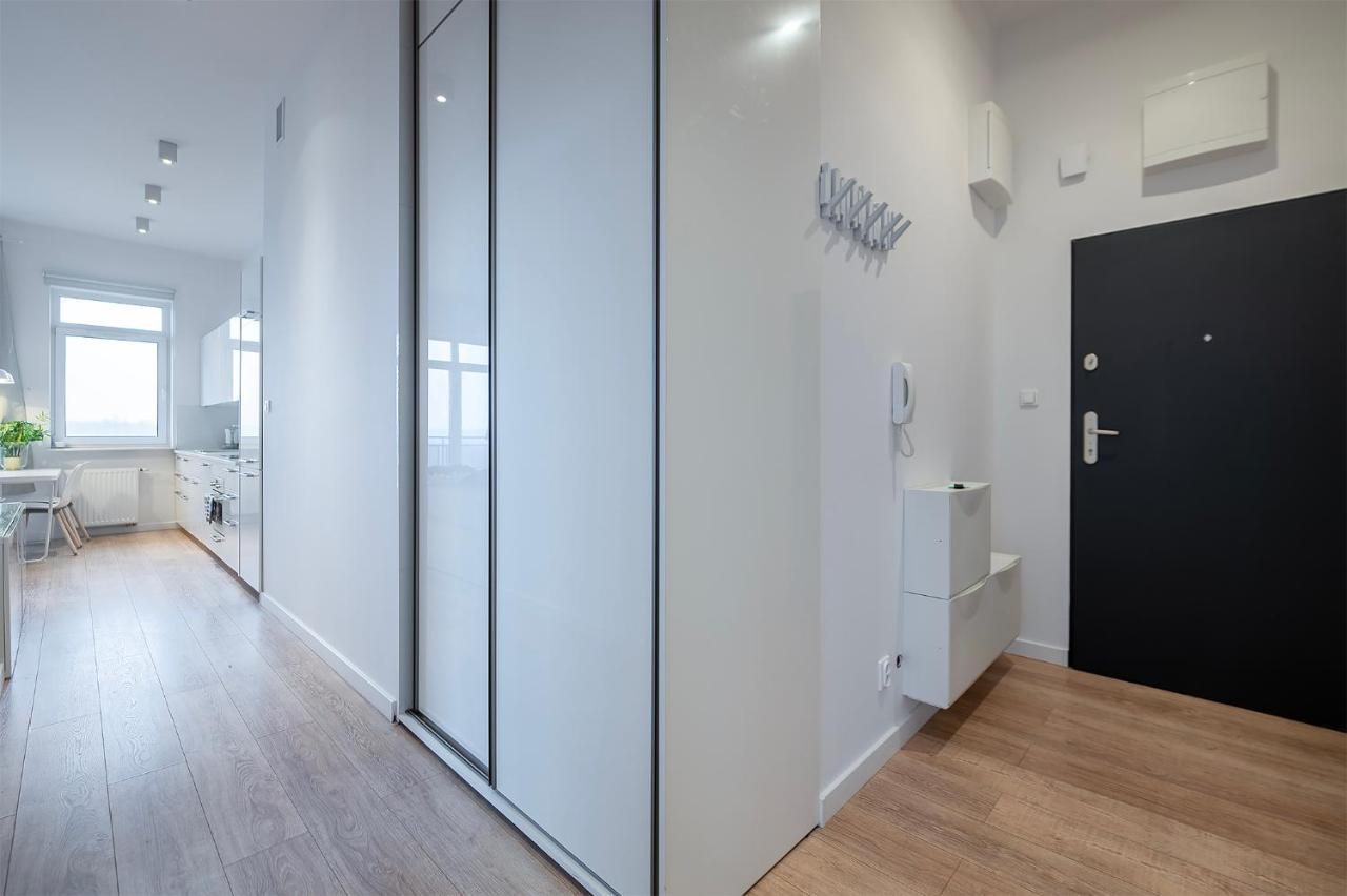 Penthouse With A View Of Lodz & Free Parking Apartment Bagian luar foto